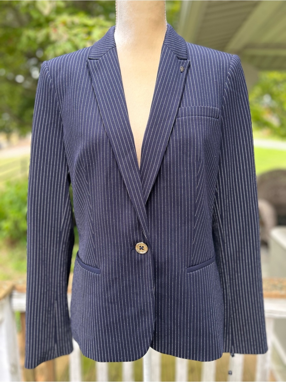 NWT Tommy Hilfiger Navy Pinstripe Women's Tailored Blazer